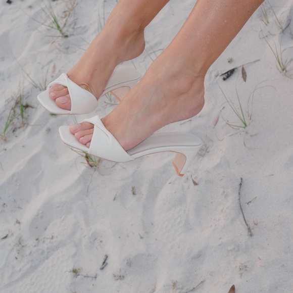 designer nelson made leather 'maya' mules - ivory / off-white, size EU 39 - Picture 2 of 11